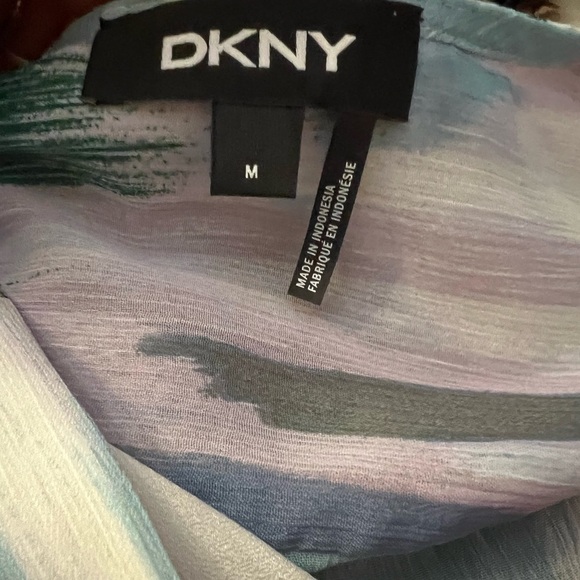 DKNY Printed Surplice Wrap Blouse Womens Medium - Picture 6 of 8